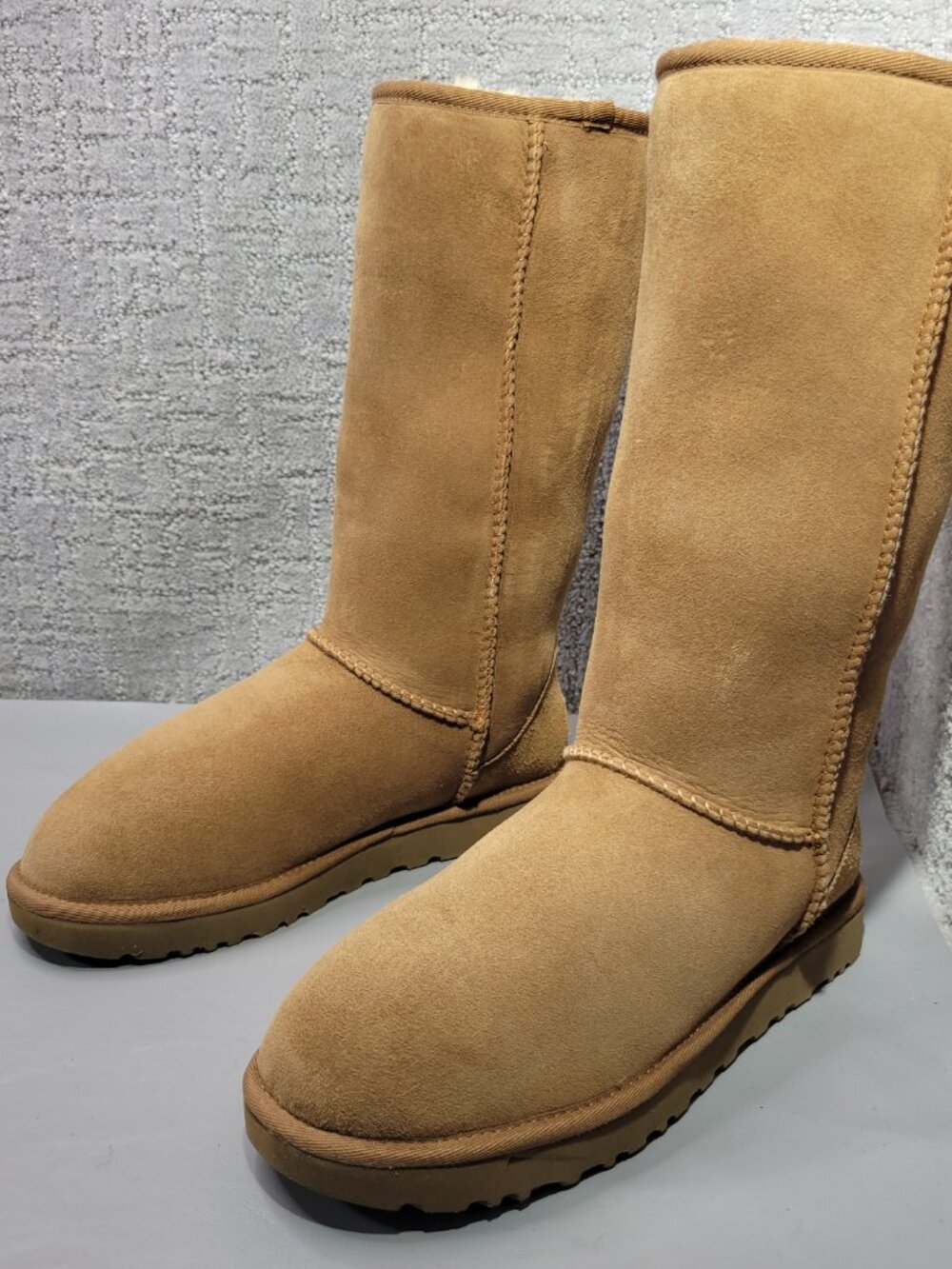 UGG Classic Tall II Womens Size US 8 Chestnut Sheepskin Sugarcane EVA Boots - Picture 5 of 12